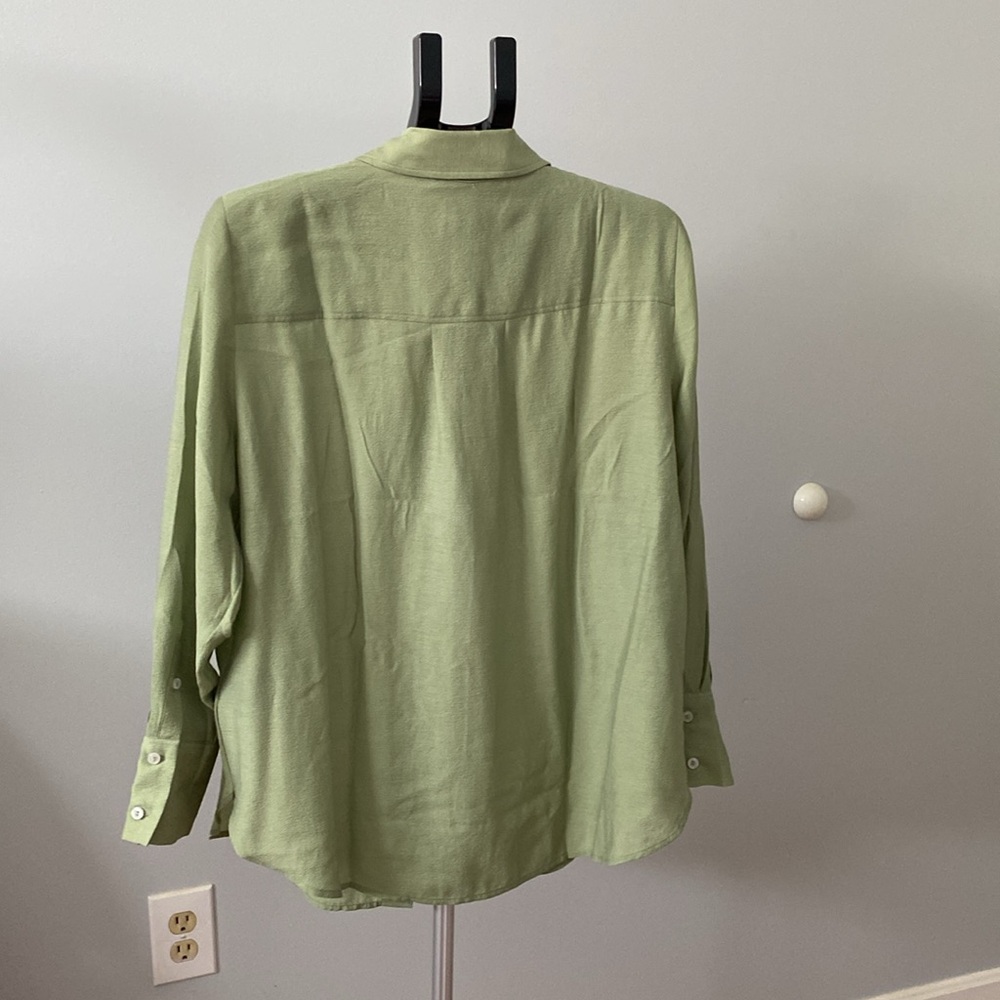 H&M blouse - Picture 2 of 6